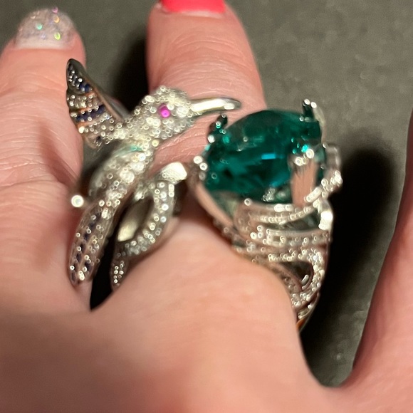Statement Ring - Picture 2 of 6